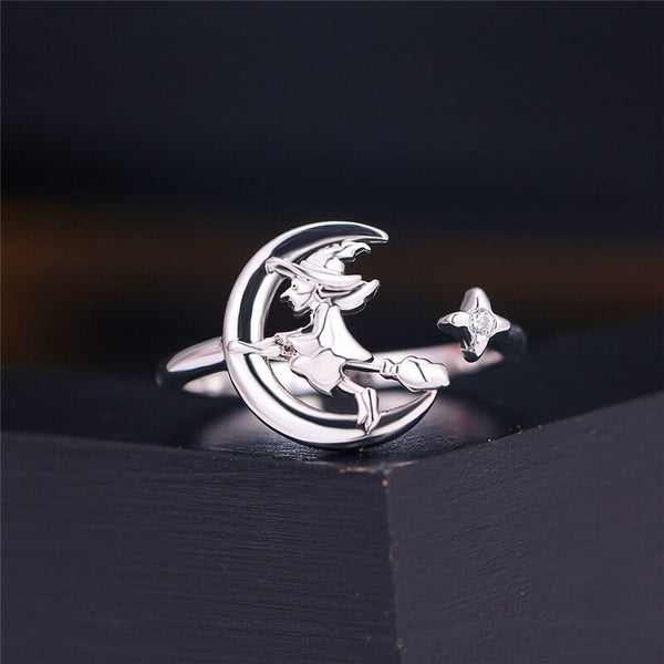 'Crescent Moon Witch' Ring